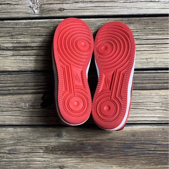 Nike Air Force 1 size 7Y
Bred - Picture 5 of 6